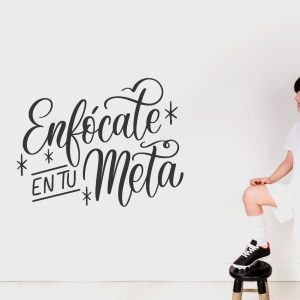 Vinilo frase Motivadoras Futbol "Enfocate en tu meta"